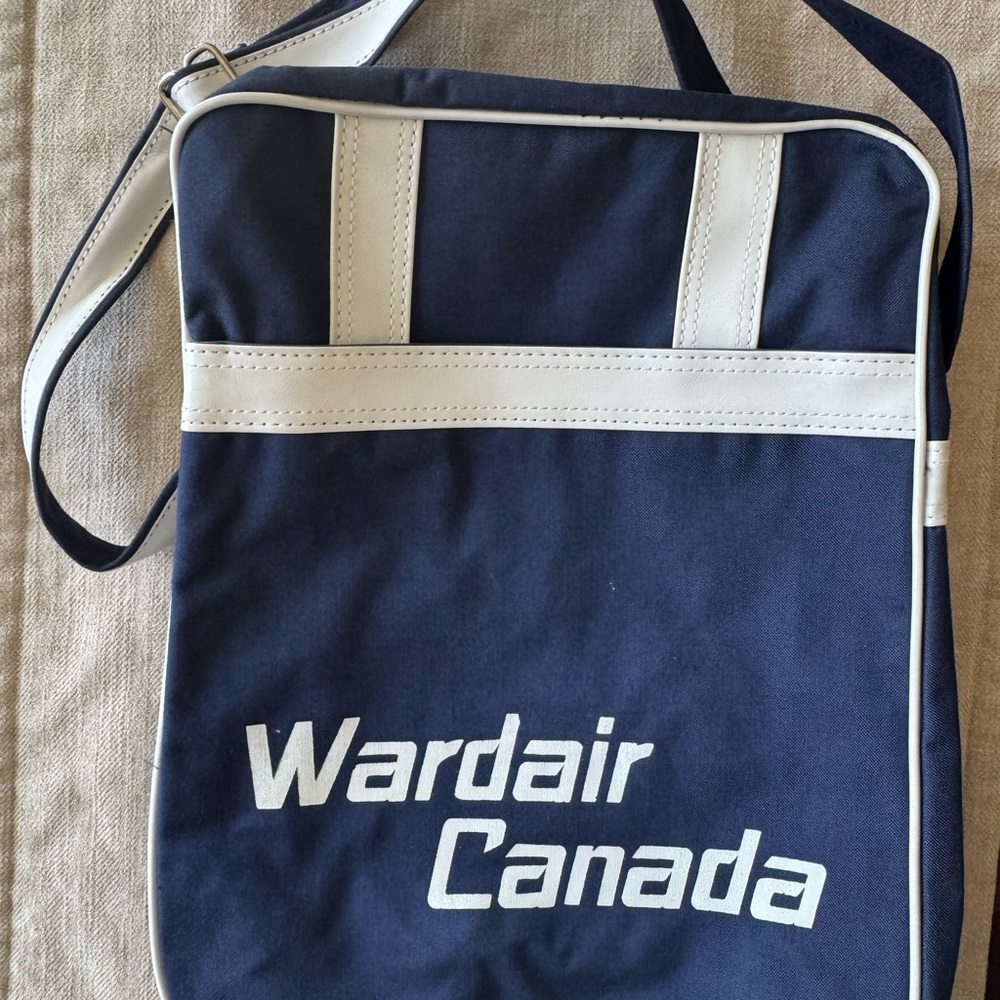 Vintage Wardair Canada Flight Shoulder Bag Navy & White Collectable Brand New!